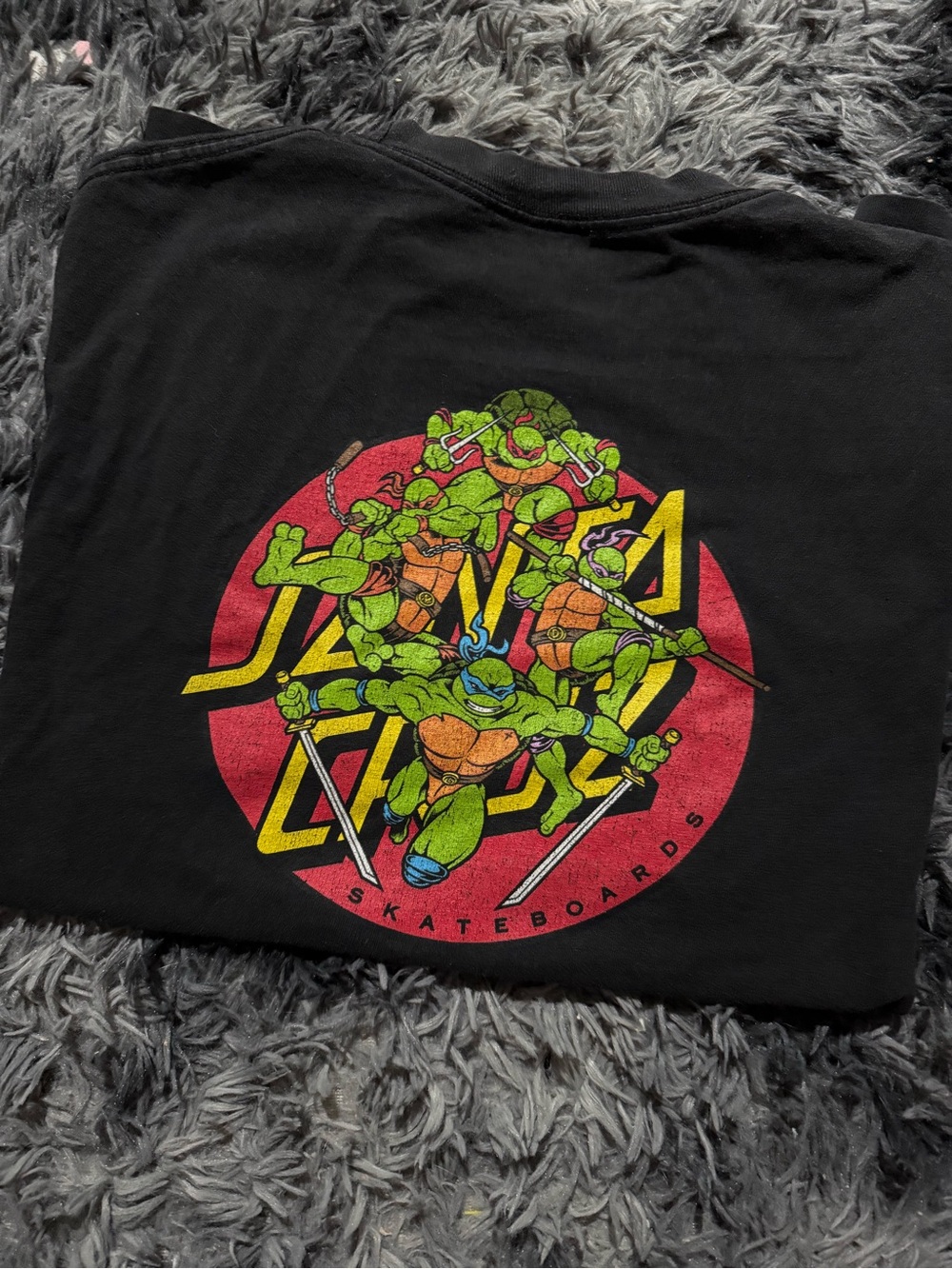 Teenage Mutant Ninja Turtles Black Graphic Tee - Red & Green